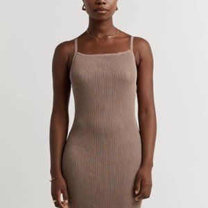 ATHENA MUSHROOM KNIT MIDI DRESS
